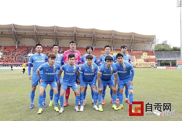 曝德容因地位明显下降而不满 曼联仍想引进他当旗手