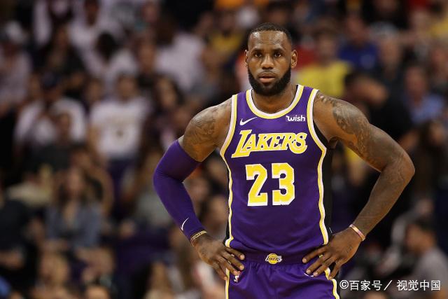 马尚30分亚当斯50+11+6 广东9连胜送福建6连败